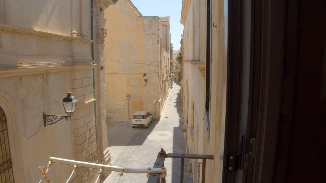 Ortigia Guest House Casa Flora Siraküza Dış mekan fotoğraf